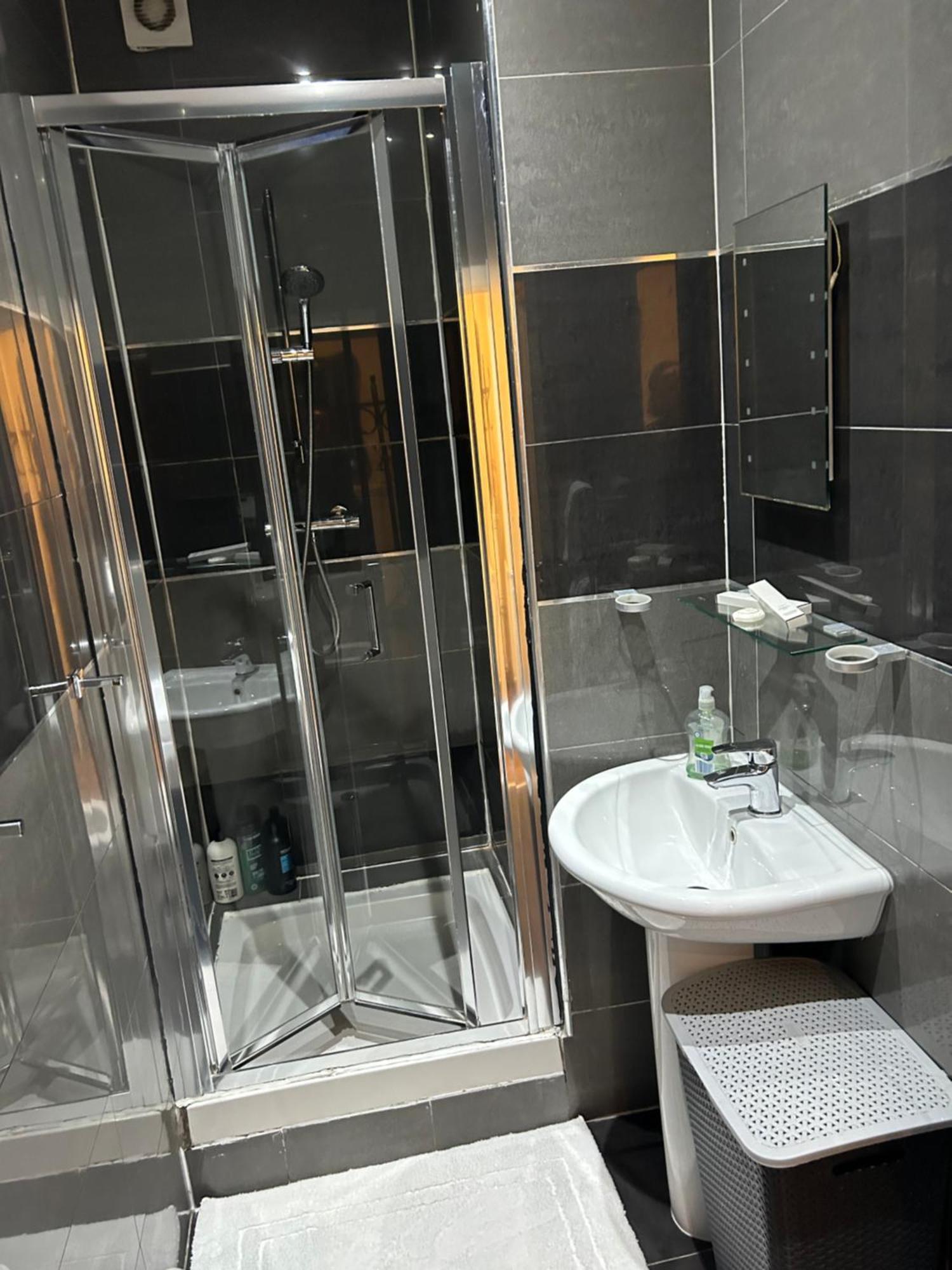 Luxurious 2 Bed Apartment Bedford Exterior photo
